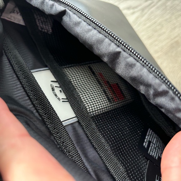 Hershel Eco Friendly Water Resistance crossbody Bag - Picture 3 of 8